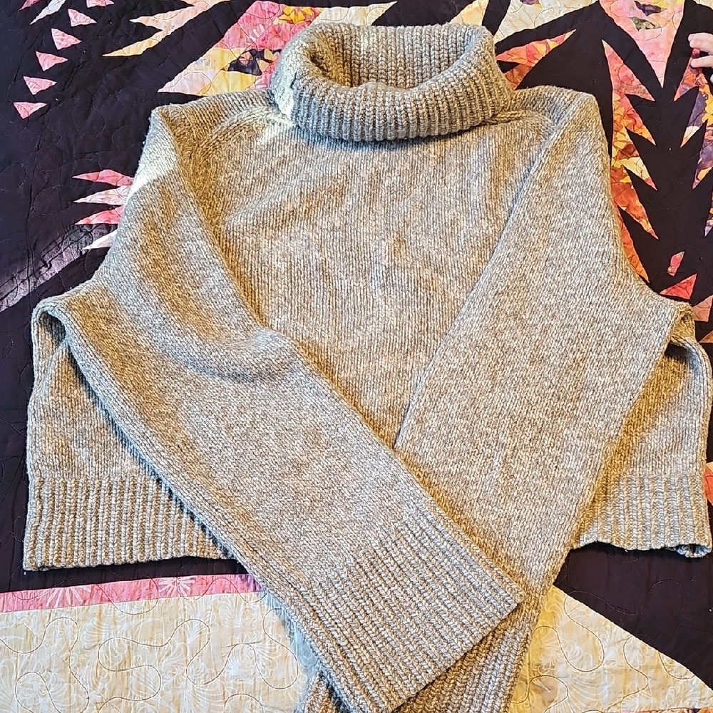 Ralph Lauren Wool/Cashmere Turtleneck Sweater - Picture 4 of 6